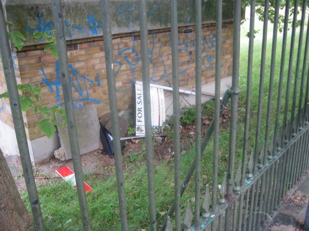 Haringey Council - Mount View Road rubbish