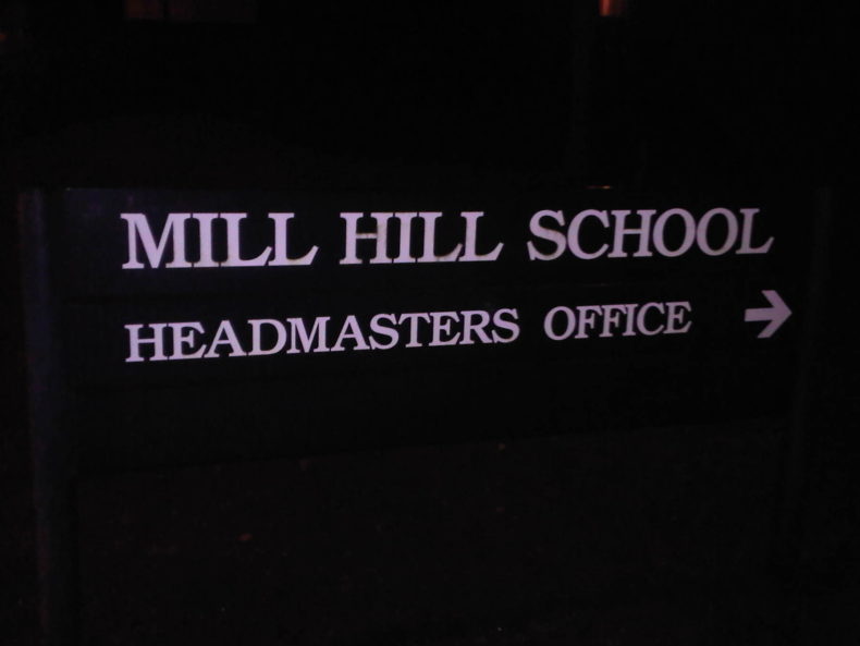 Mill Hill School sign with a punctuation error