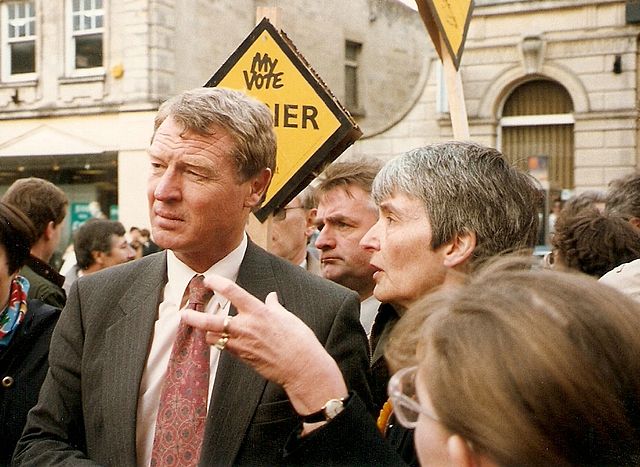 Paddy Ashdown campaigning. Photo from Rodhullandemu on Flickr under a CC BY 3.0 license.