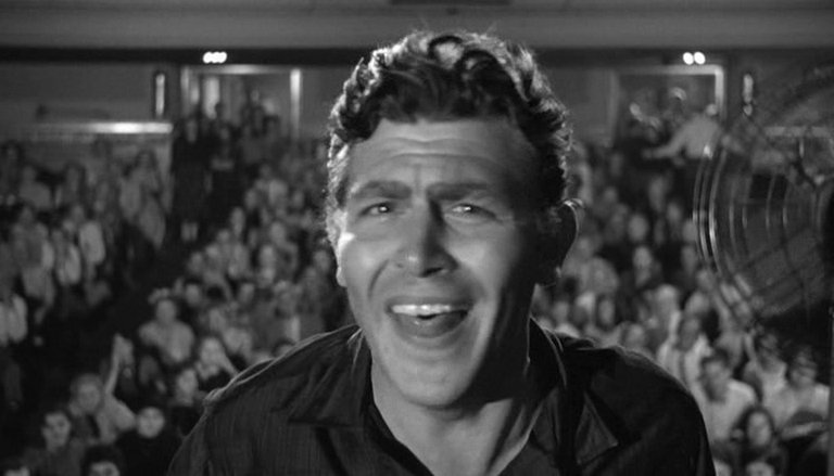 A face in the crowd screenshot - Andy Griffith on stage. Image courtesy of http://everyeliakazanmovie.blogspot.co.uk/2013/03/a-face-in-crowd-1957.html