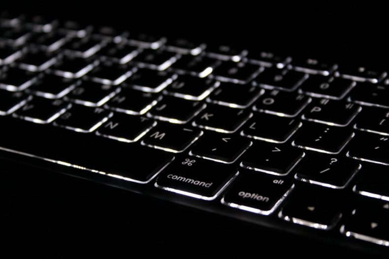 Macbook keyboard CC0 Public Domain